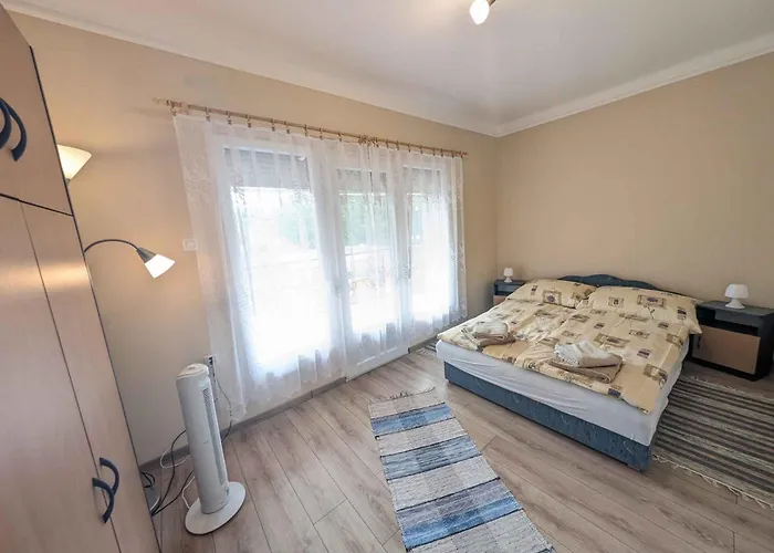 In - Balaton 54817 Apartamento